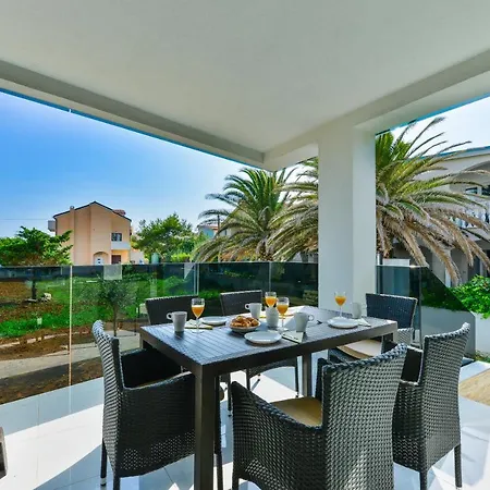 Resort Mirakul Vir Exterior photo